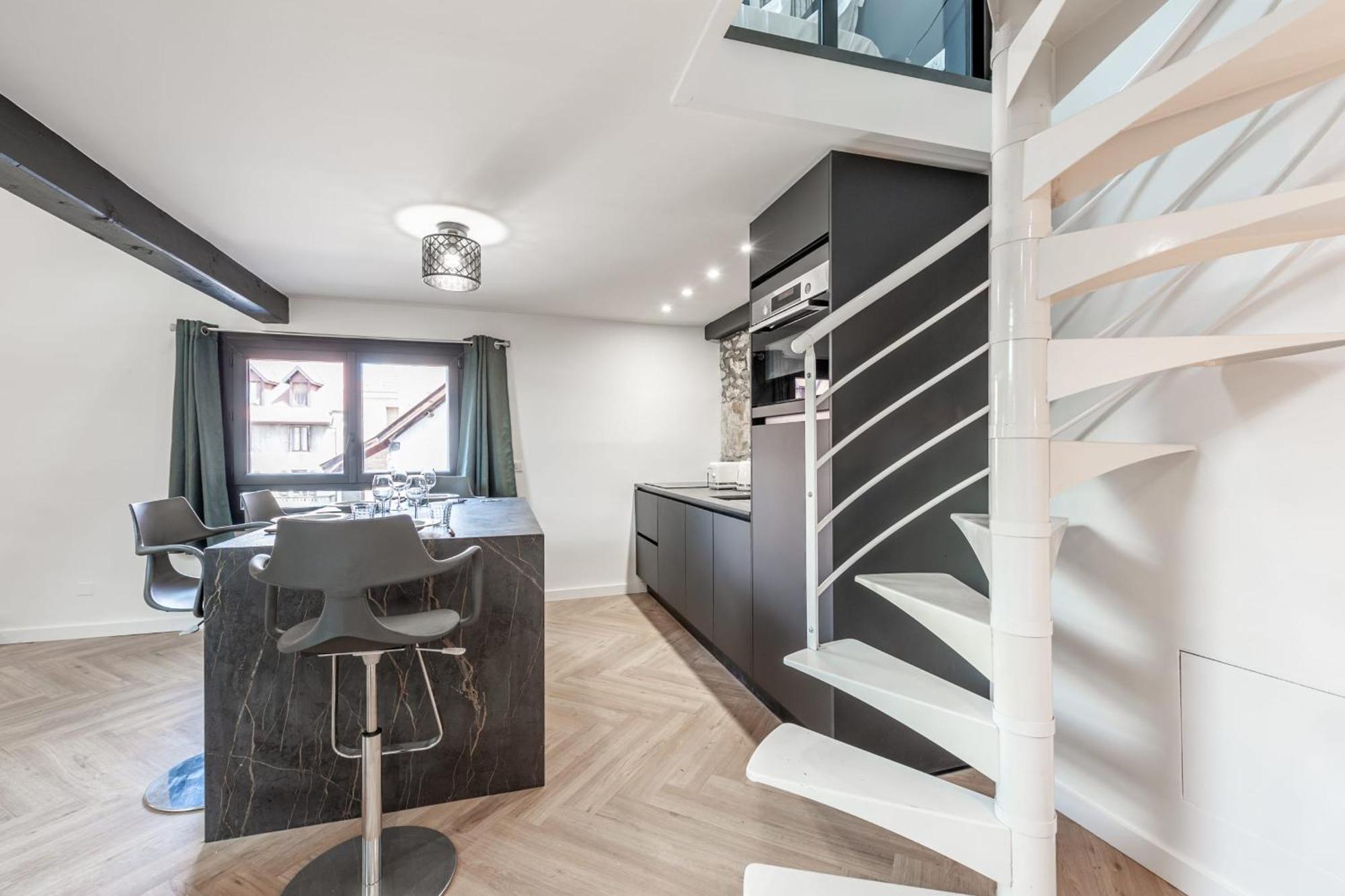 Matterhorn Apartment Annecy Ngoại thất bức ảnh